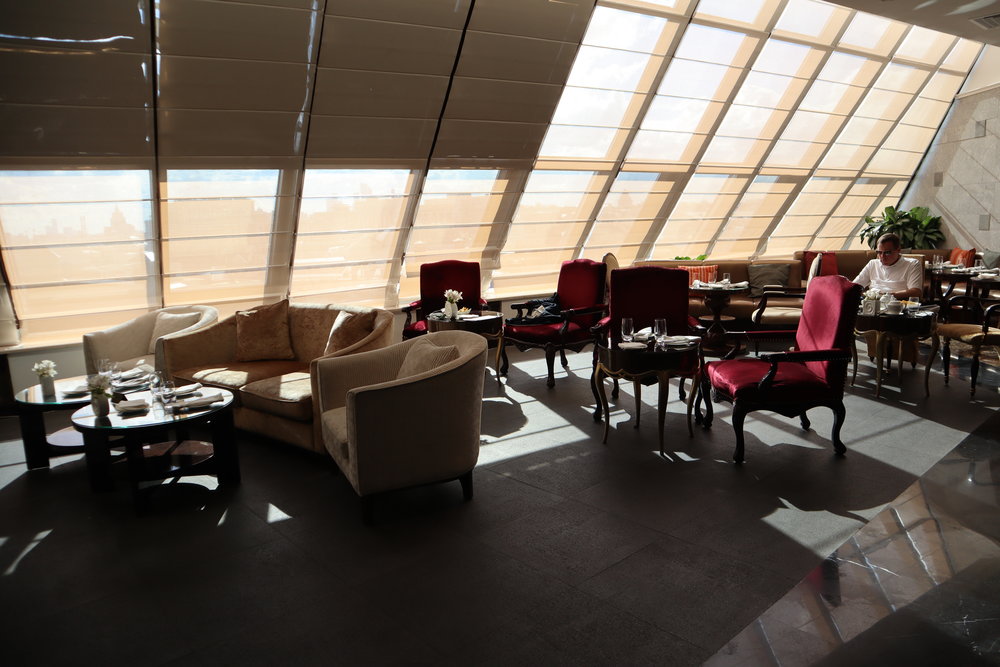 St. Regis Moscow Nikolskaya – Rooftop lounge