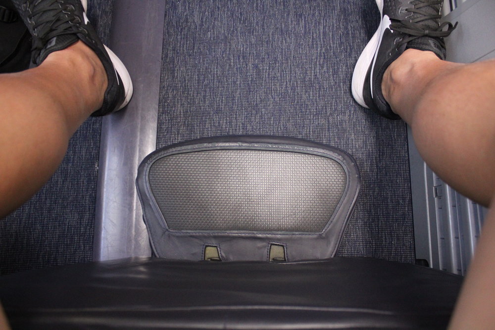 Copa Airlines business class – Legrest and footrest