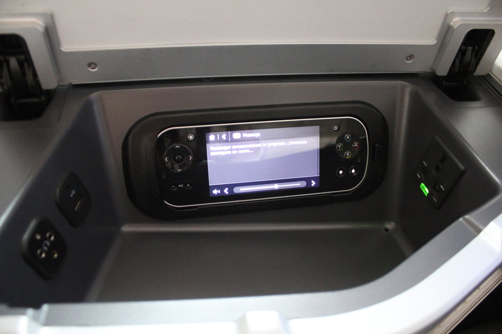 Air Canada business class – Storage compartment