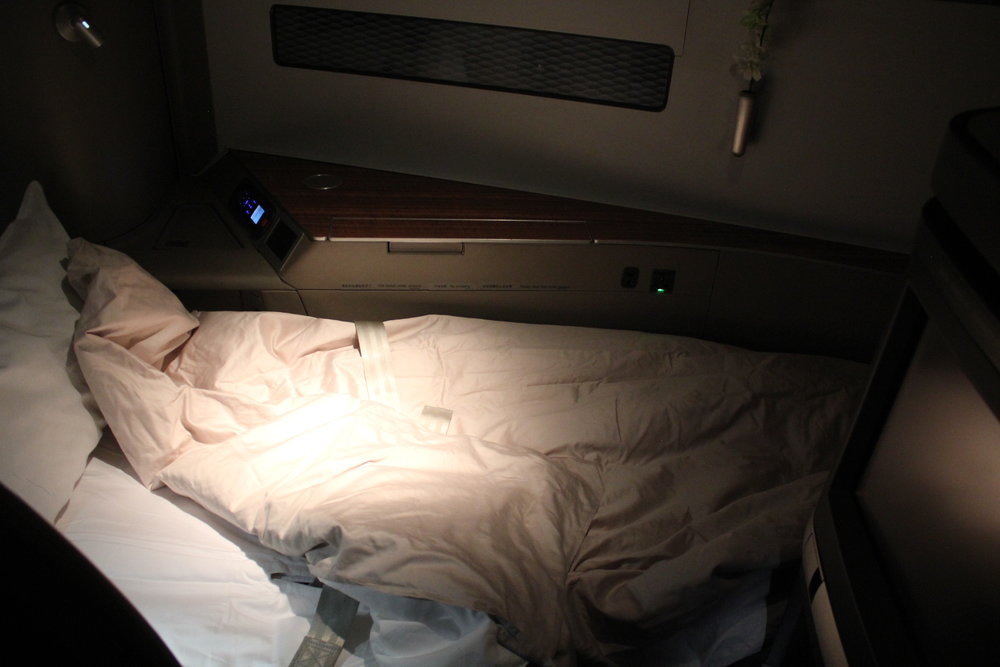 Cathay Pacific First Class – Bed