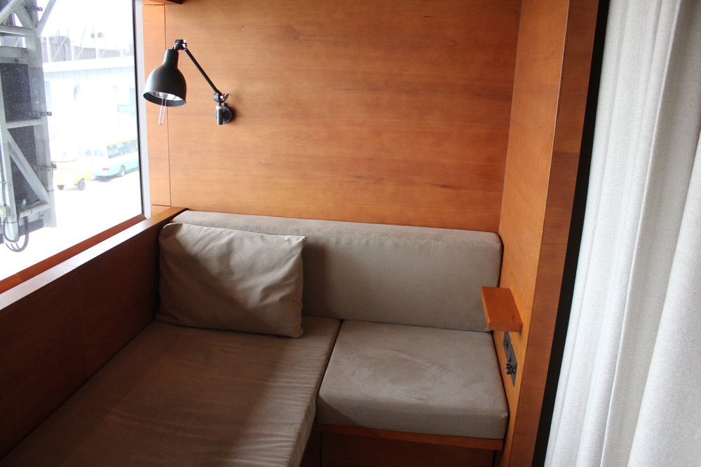 The Pier First Class Lounge by Cathay Pacific – Day suite interior