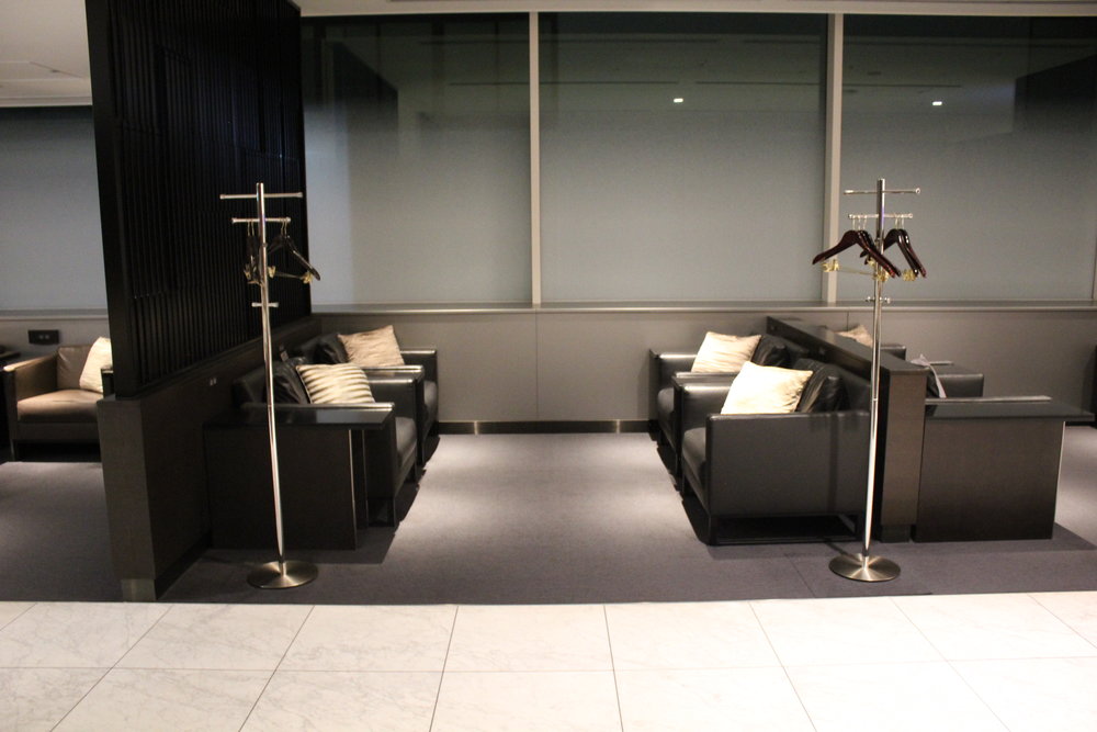 ANA Suite Lounge Tokyo Haneda – Seating