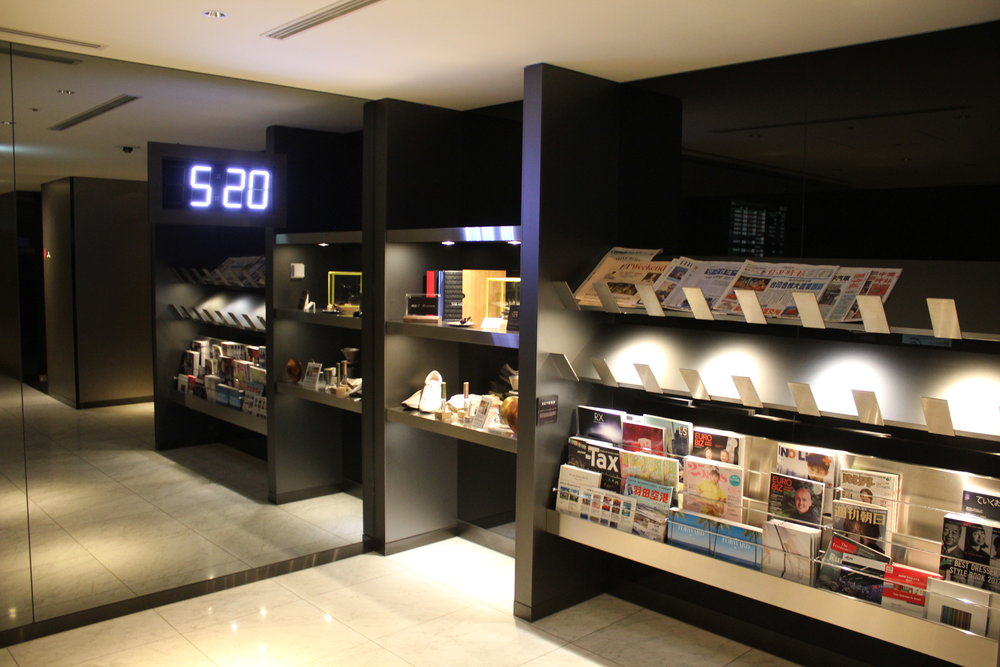 ANA Suite Lounge Tokyo Haneda – Reading material