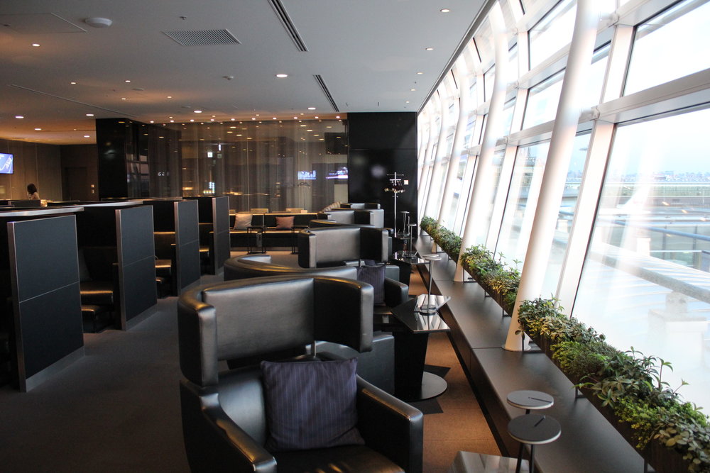 ANA Suite Lounge Tokyo Haneda – Relaxation area