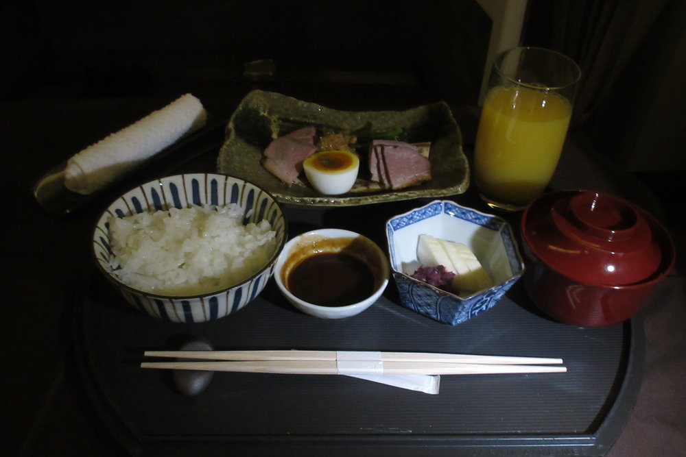 Japan Airlines First Class – Pre-arrival meal