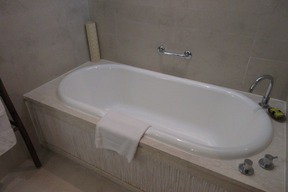 InterContinental Hanoi Westlake – Bathtub