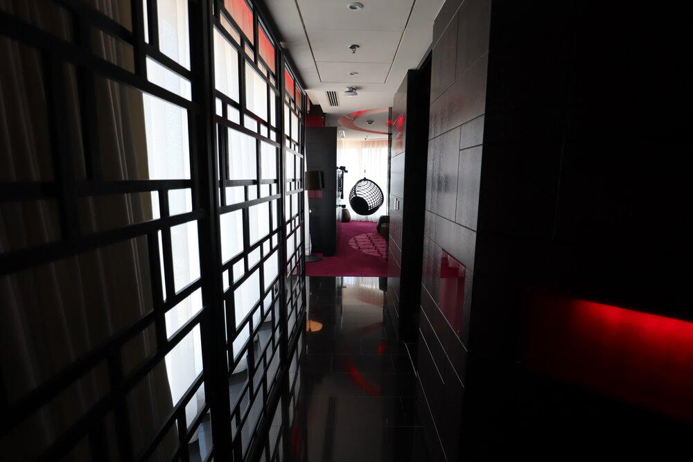 W Doha – WOW Suite hallway