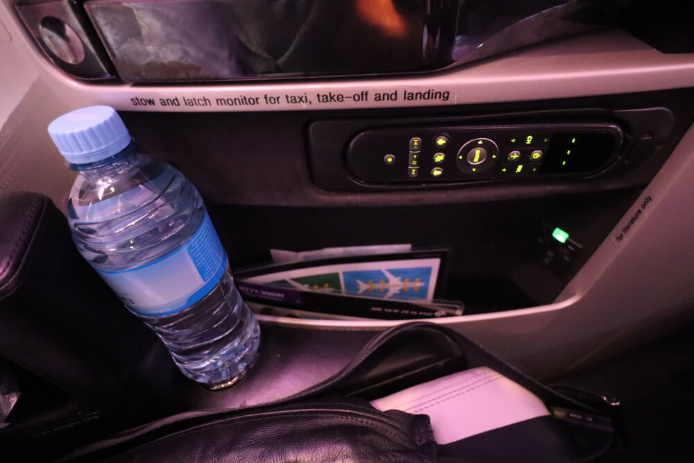 Air New Zealand business class – Literature pocket