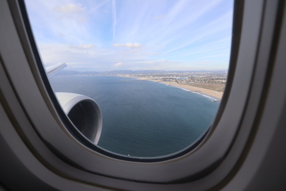 Air New Zealand business class – Views on approach to LAX