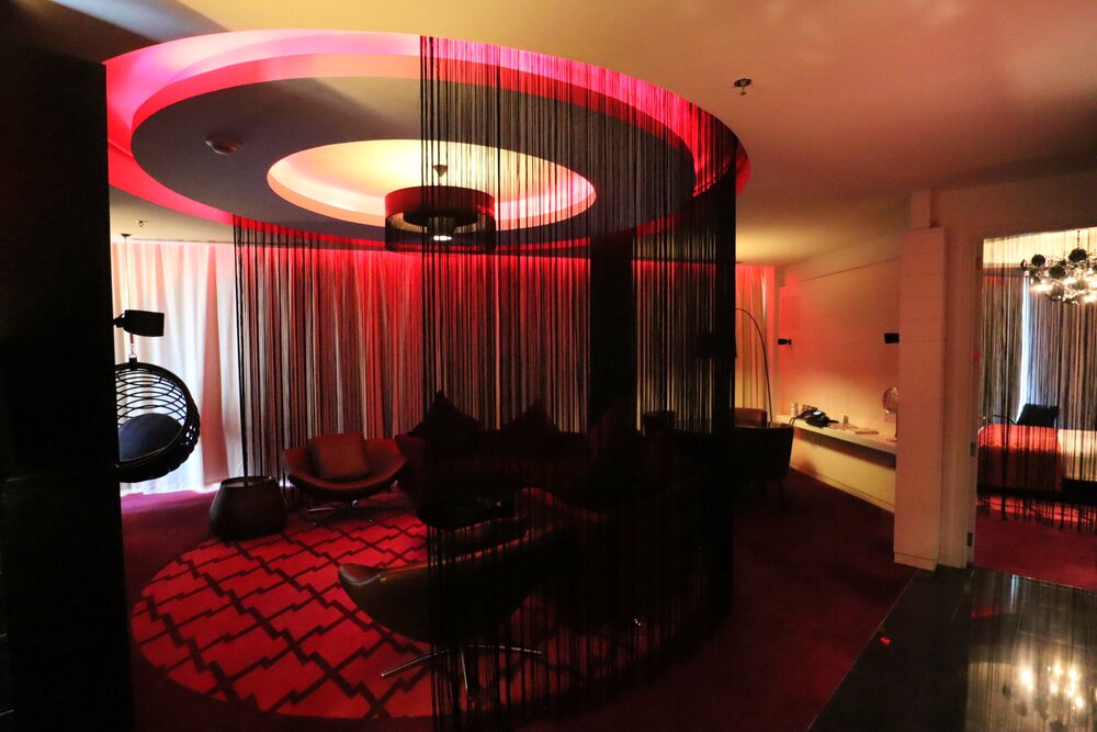 W Doha – WOW Suite disco lights