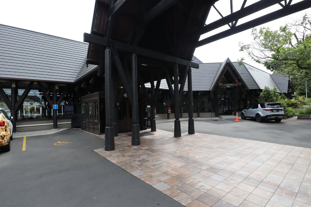 Chateau on the Park Christchurch – Entrance