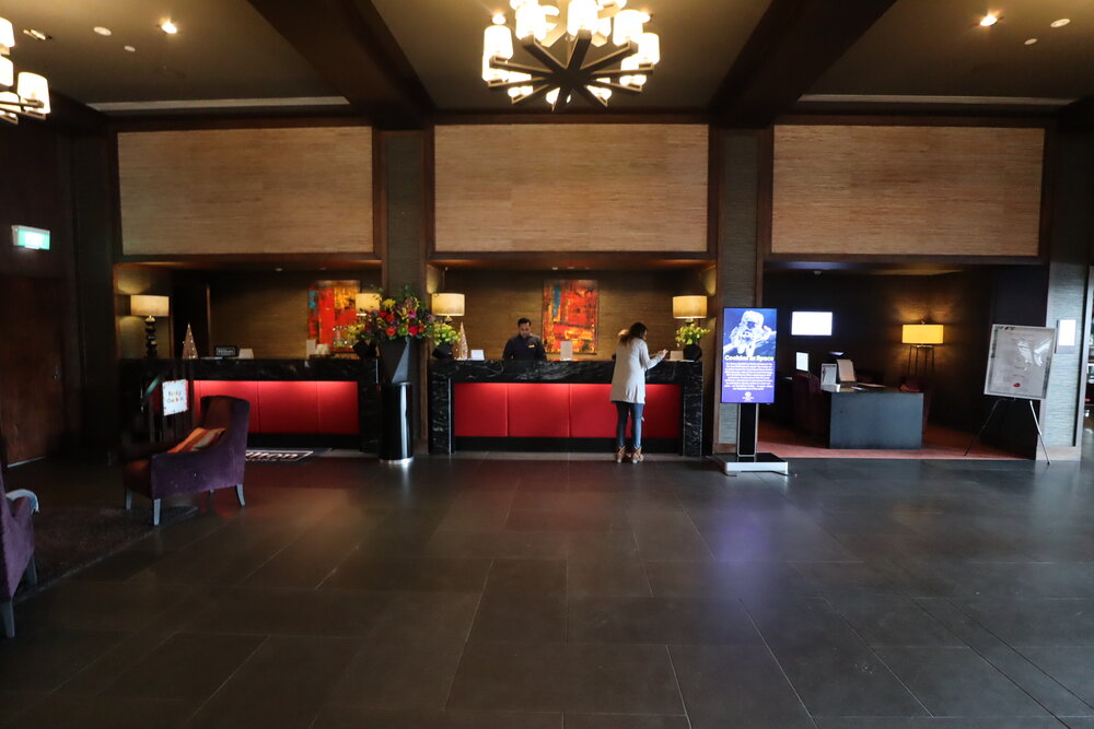 Hilton Queenstown – Check-in desks