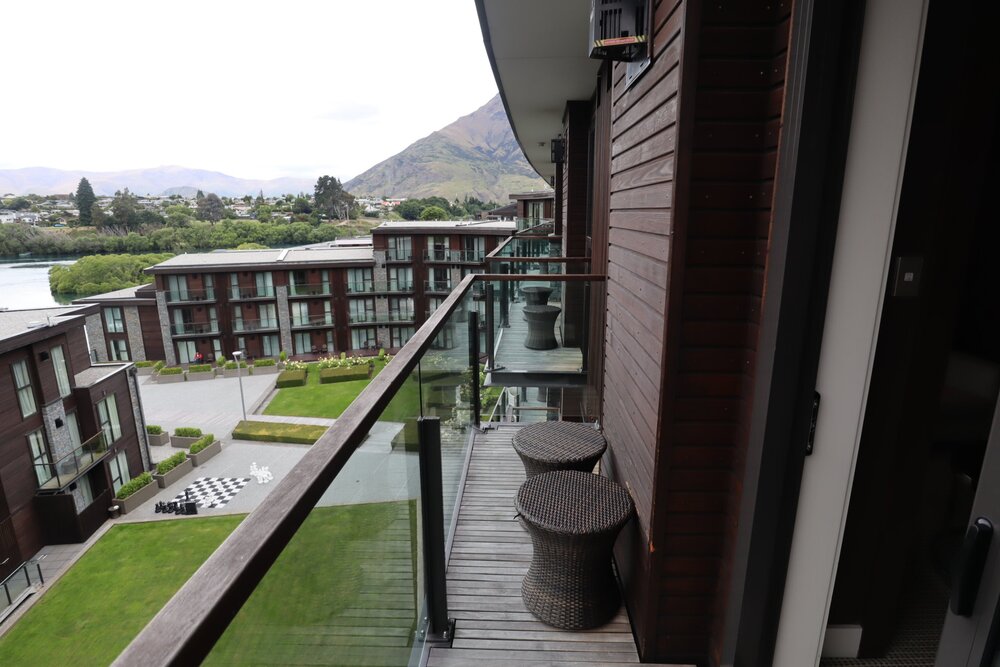 Hilton Queenstown – Balcony