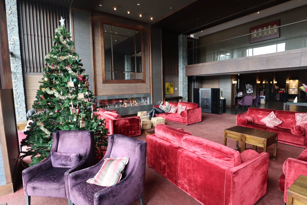 Hilton Queenstown – Lobby lounge