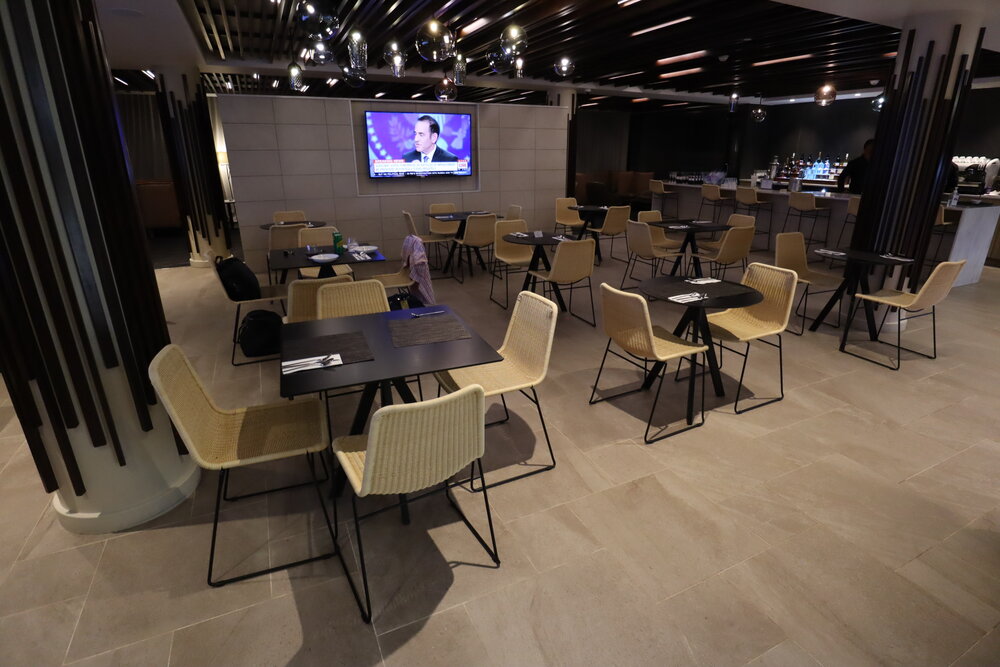 Fiji Airways Premier Lounge Nadi – Dining area