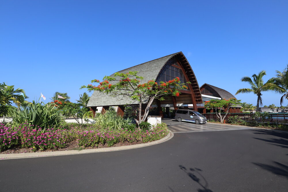 Fiji Marriott Resort Momi Bay – Entrance