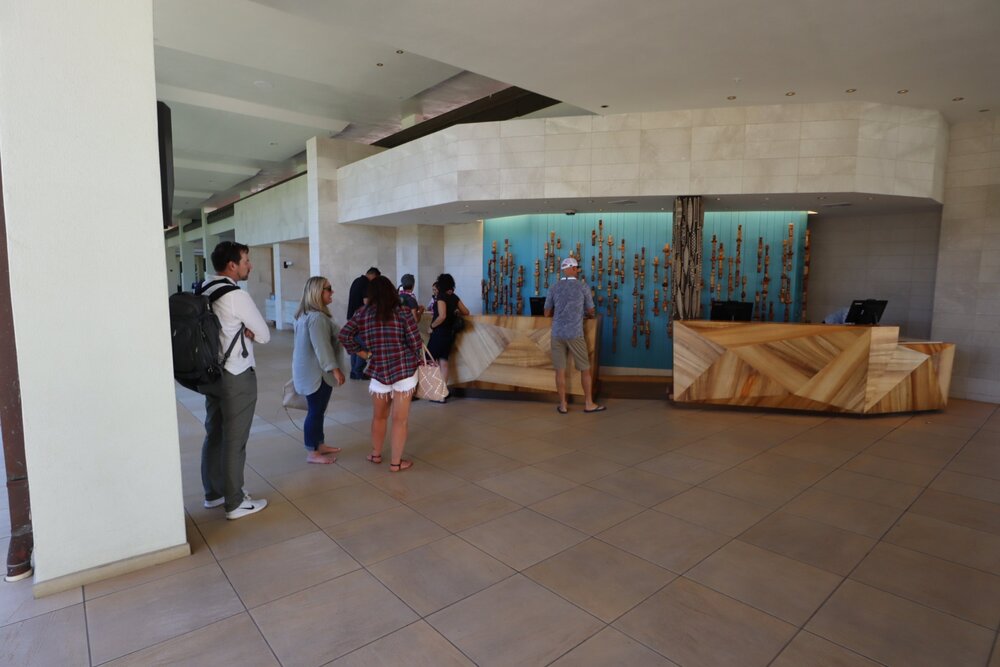 Wailea Beach Marriott Resort Maui – Check-in desks