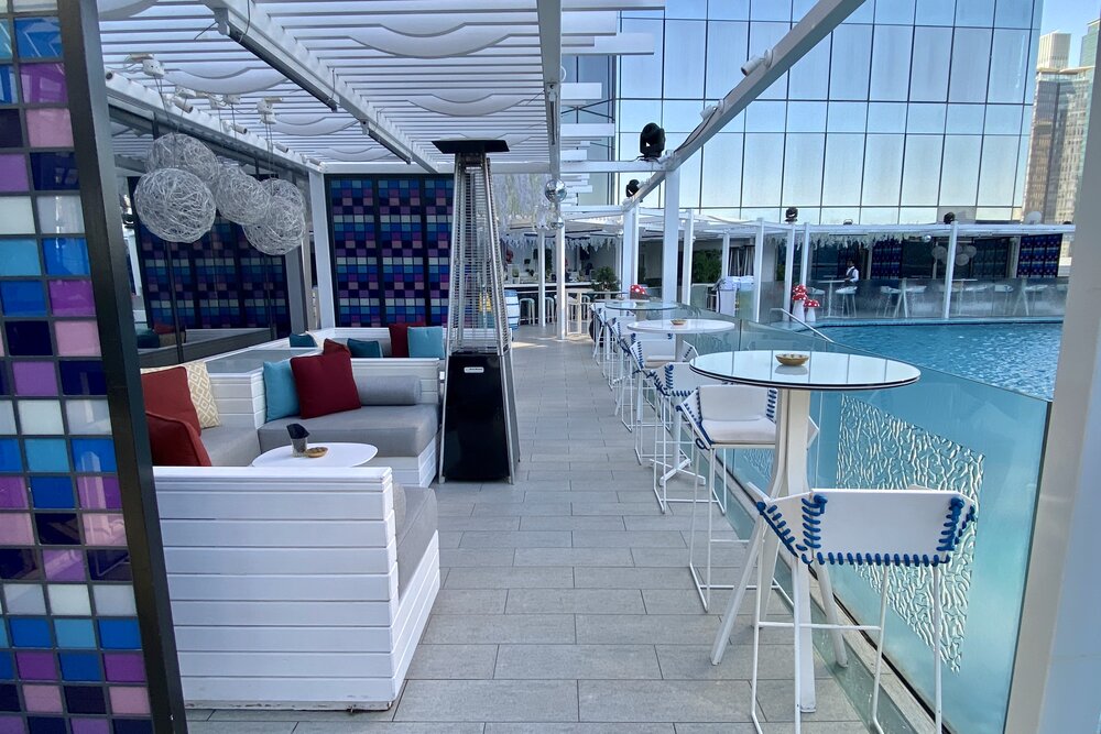 W Doha – Poolside seating