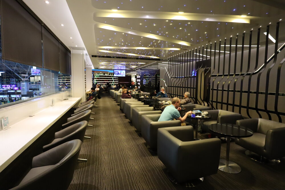 The Infinity Lounge by EVA Air – Seating area