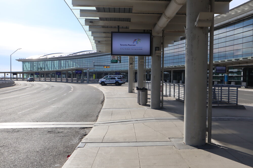 Toronto Pearson International Airport – Exterior