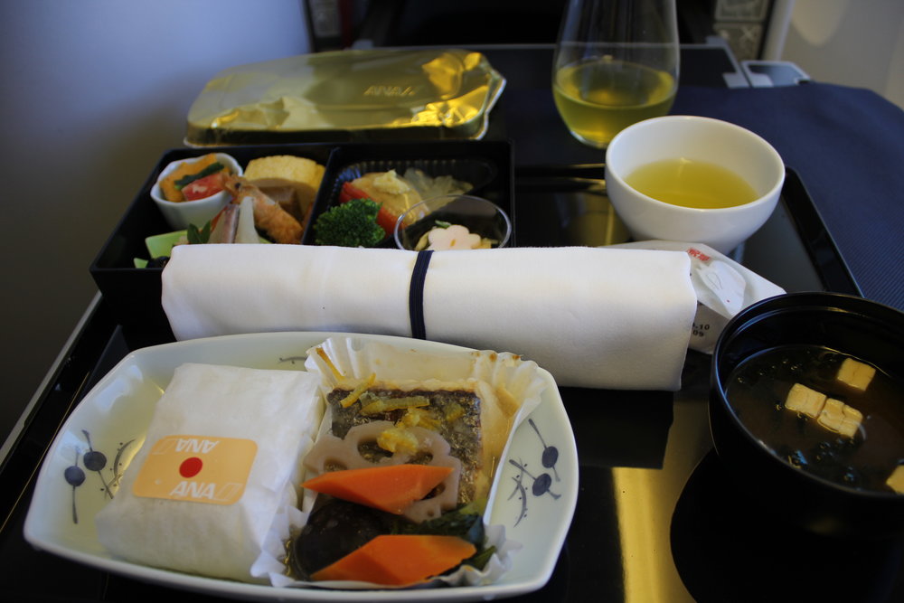 ANA 777 business class – Lunch