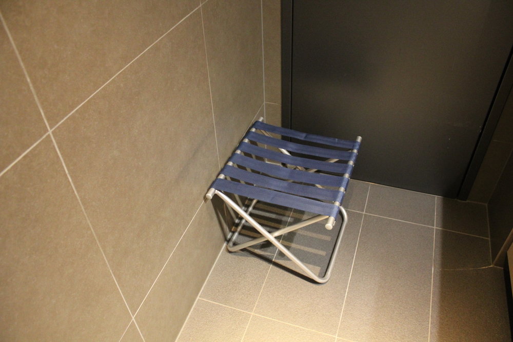 ANA Suite Lounge Tokyo Haneda – Folding stool