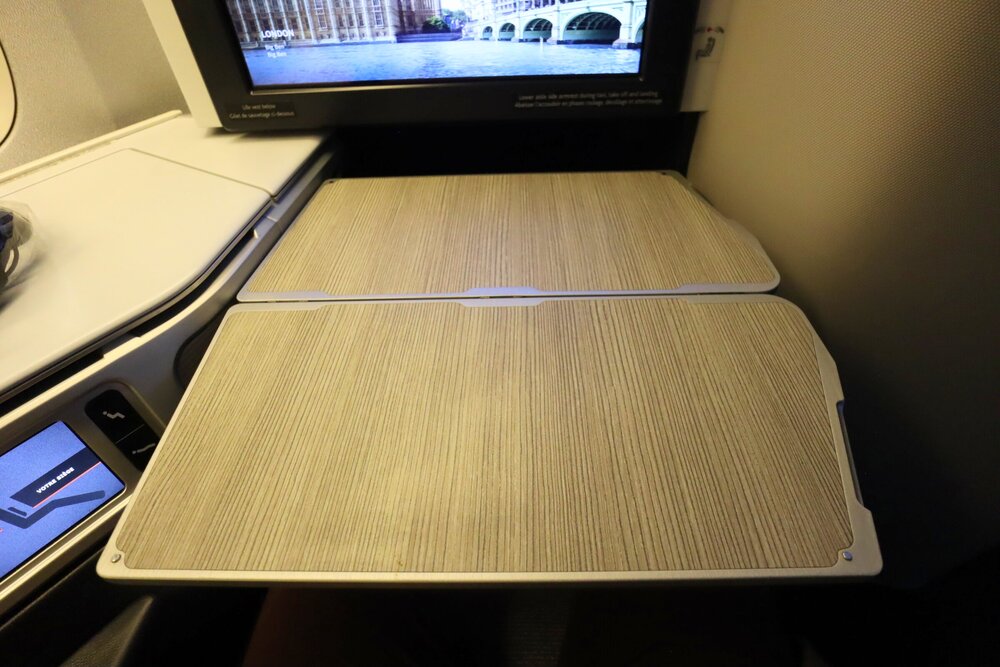 Air Canada 777 business class – Tray table