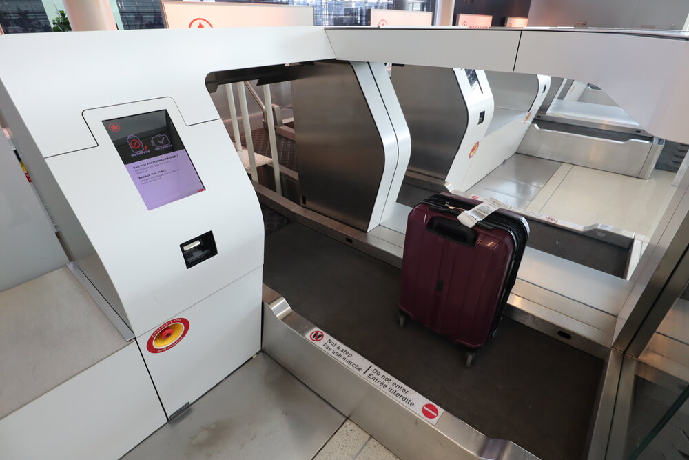 Toronto Pearson International Airport – Touchless bag drop