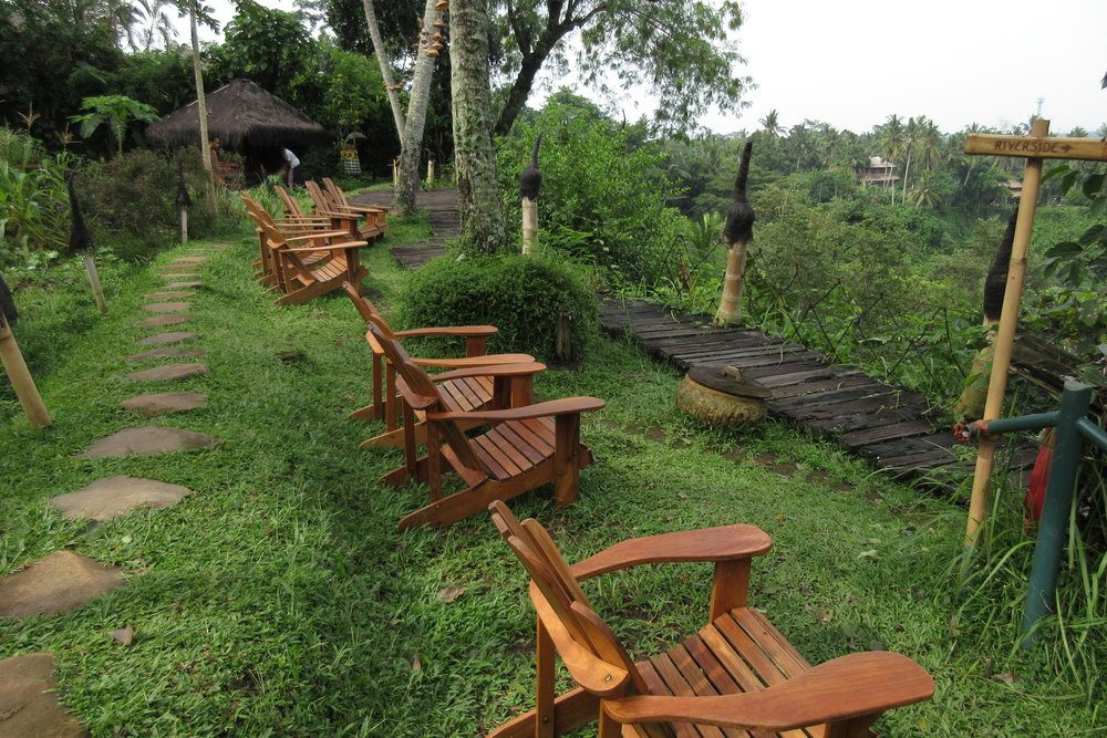 Bambu Indah Ubud – Deck chairs