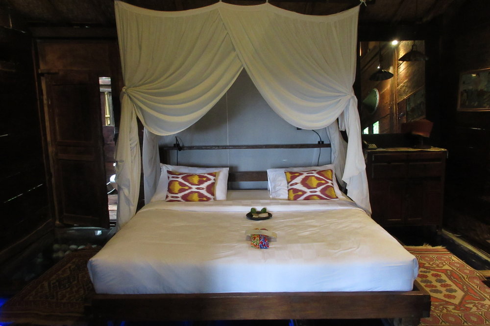 Bambu Indah Ubud – Udang House queen bed