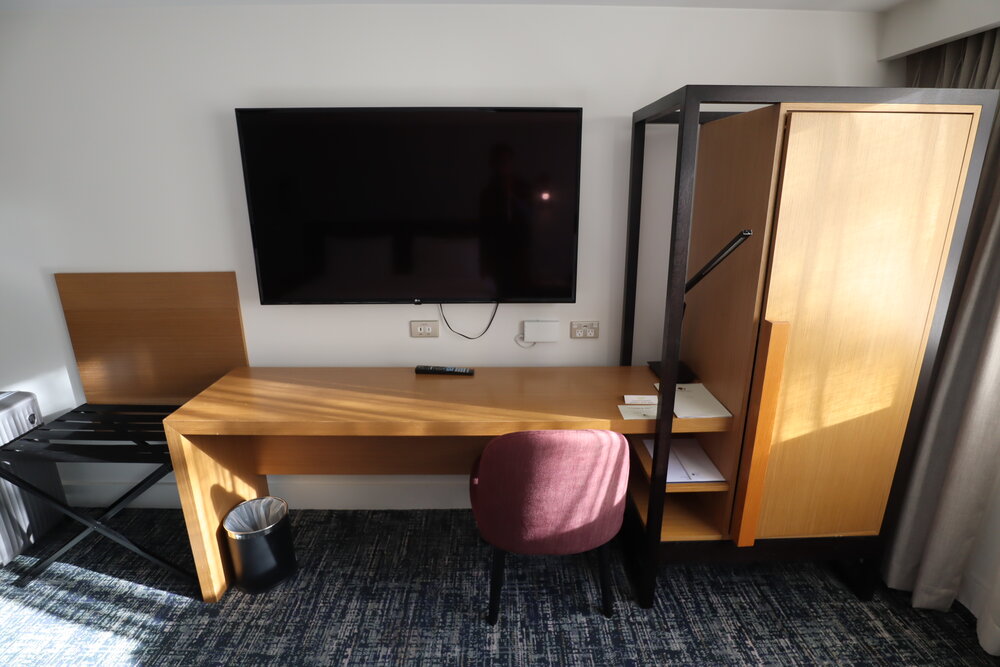 Chateau on the Park Christchurch – Desk and cupboard