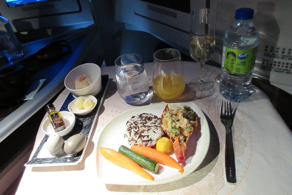 EVA Air business class Toronto to Taipei – Lobster Thermidor