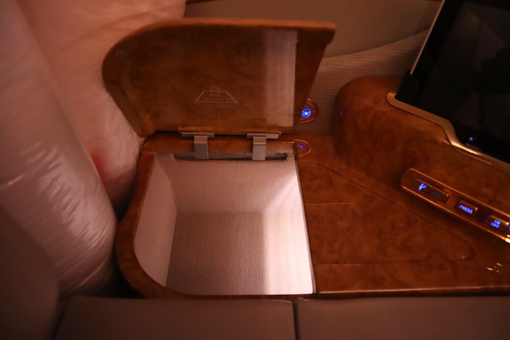 Emirates A380 First Class – Storage compartment