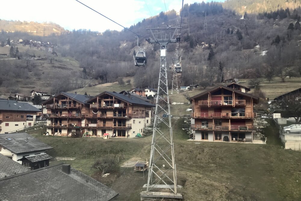 Le Châble to Verbier cable car – Departure from Le Châble