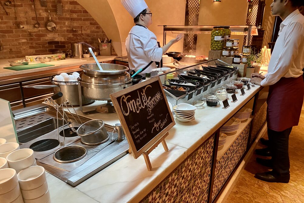 JW Marriott Marquis Doha City Center – Omelette station