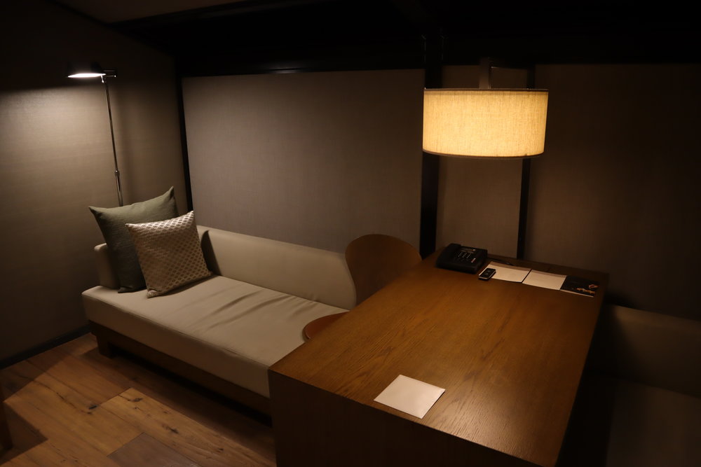 JW Marriott Dongdaemun Square Seoul – Daybed