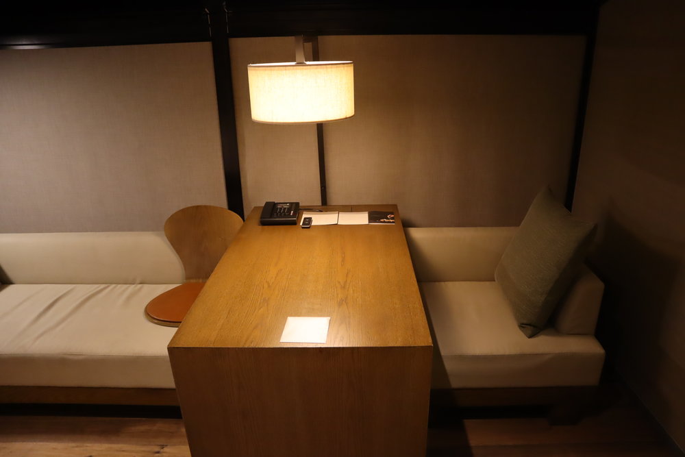 JW Marriott Dongdaemun Square Seoul – Table and chair