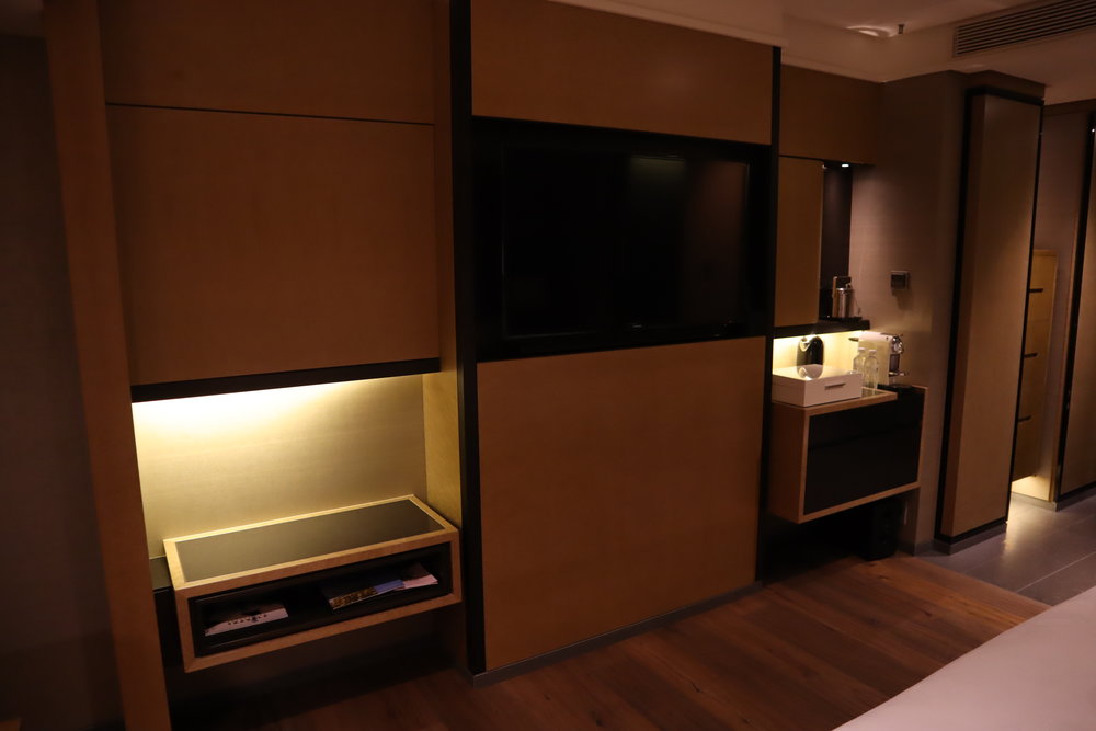 JW Marriott Dongdaemun Square Seoul – Television