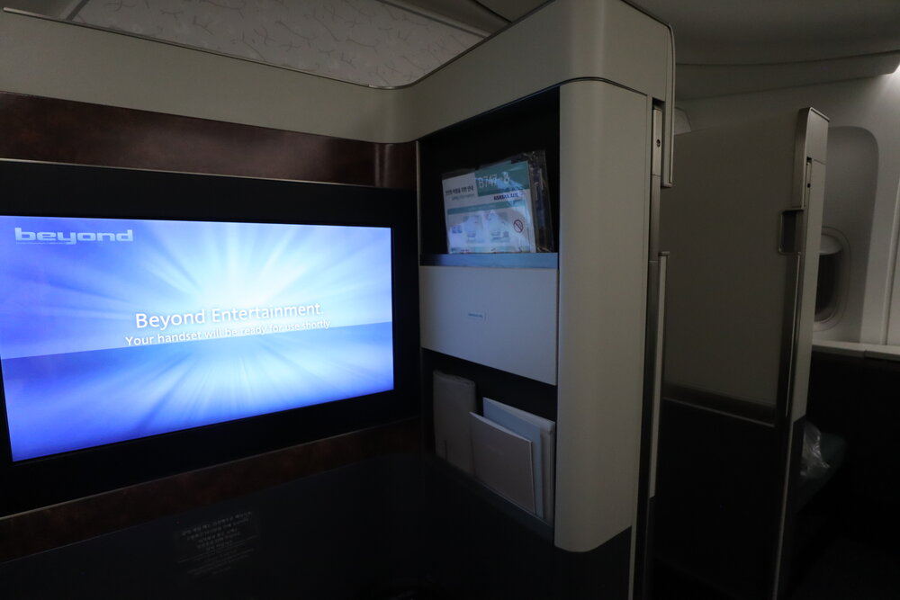 Korean Air 747 First Class – Literature pockets