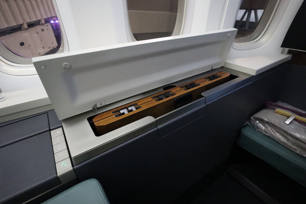 Korean Air 747 First Class – Tray table