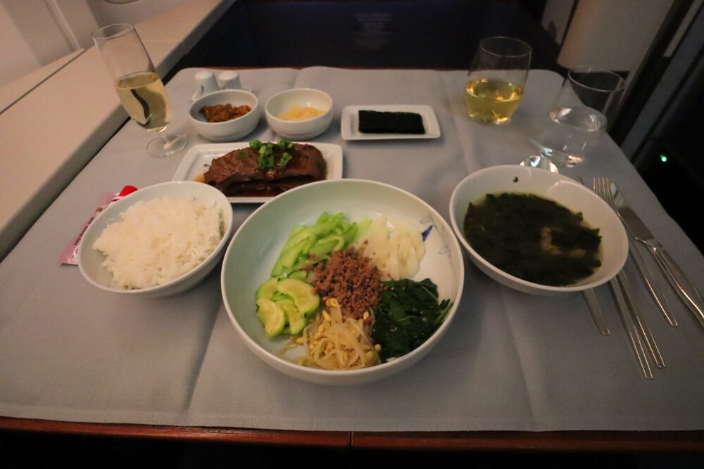 Korean Air 747 First Class – Bibimbap presentation