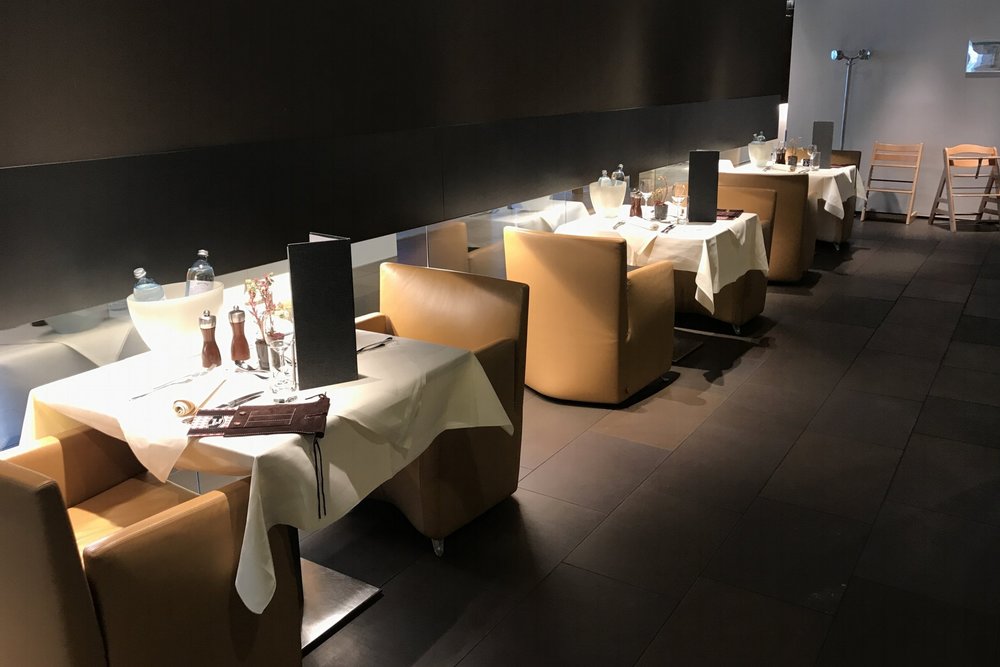 Lufthansa First Class Terminal Frankfurt – Dining area