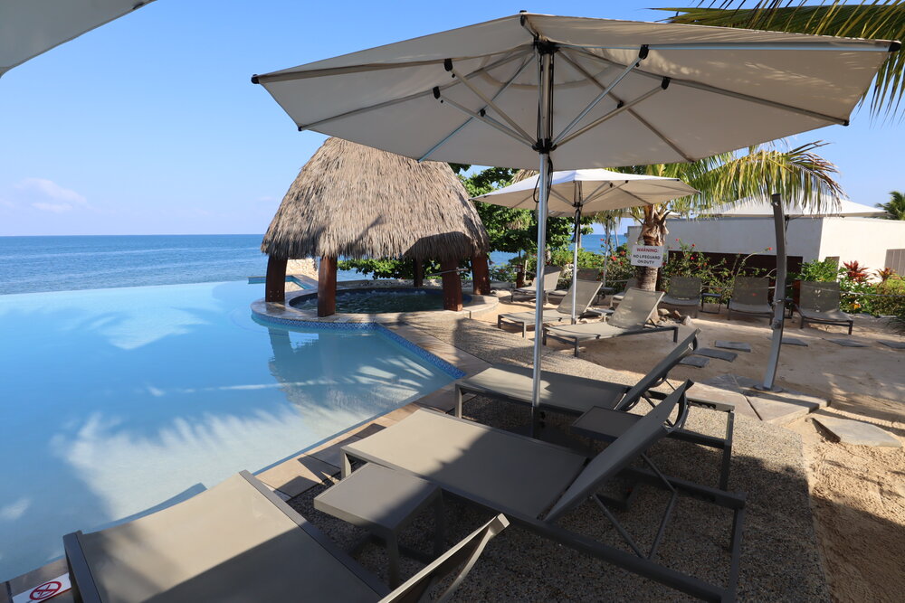 Fiji Marriott Resort Momi Bay – Poolside