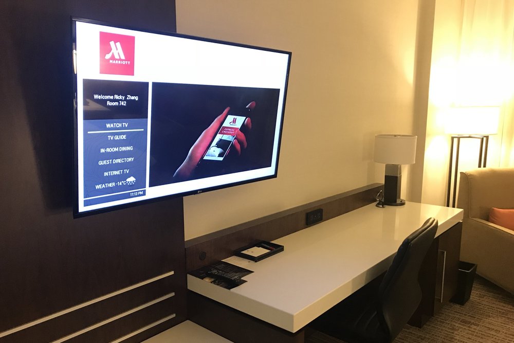 Calgary Airport Marriott In-Terminal Hotel – TV screen