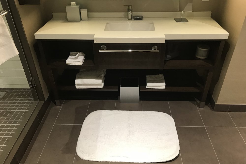 Calgary Airport Marriott In-Terminal Hotel – Sink