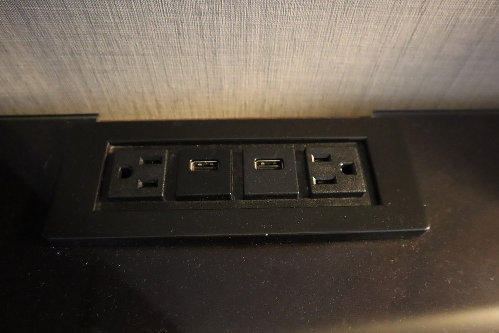 Portland Marriott Downtown Waterfront– USB plugs