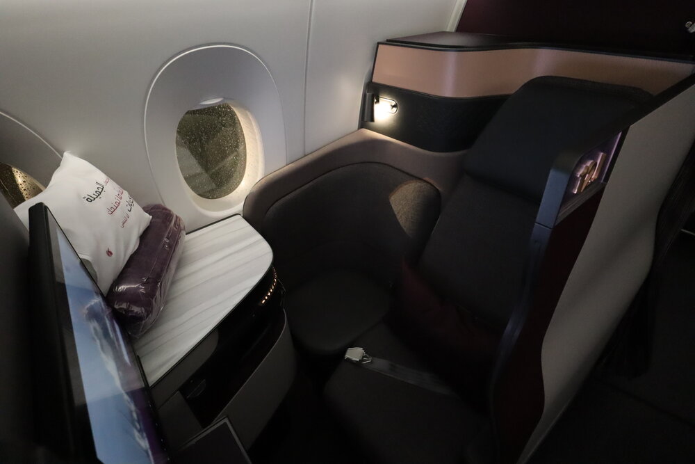 Qatar Airways A350 Qsuites business class – Seat 12J