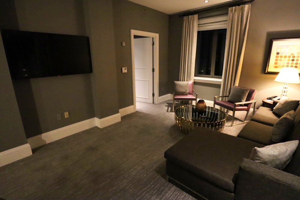 Renaissance Providence Downtown – Vice Presidential Suite sitting area