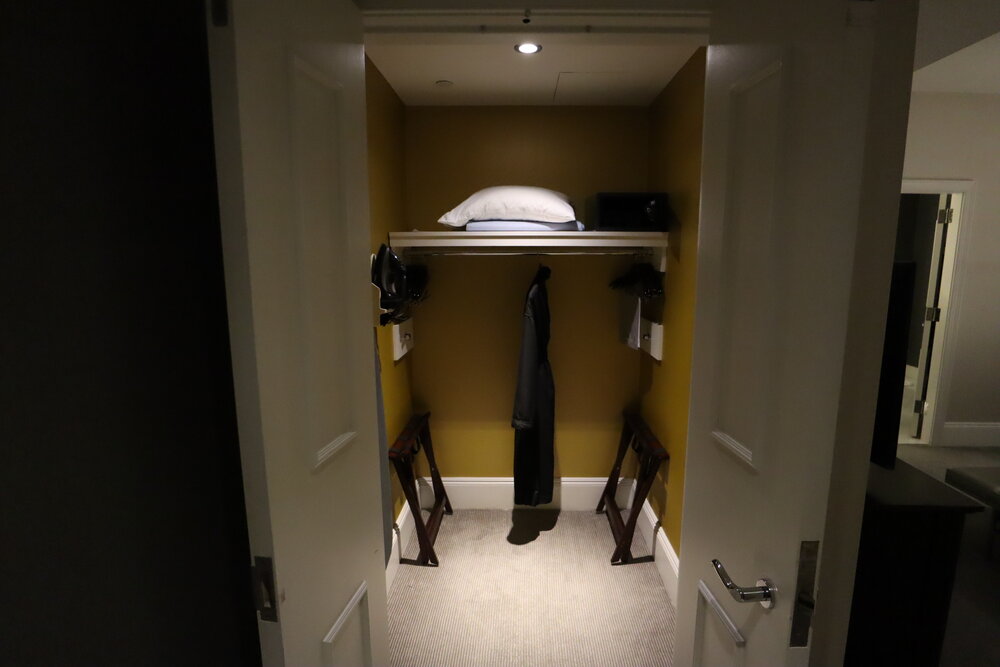 Renaissance Providence Downtown – Vice Presidential Suite walk-in closet