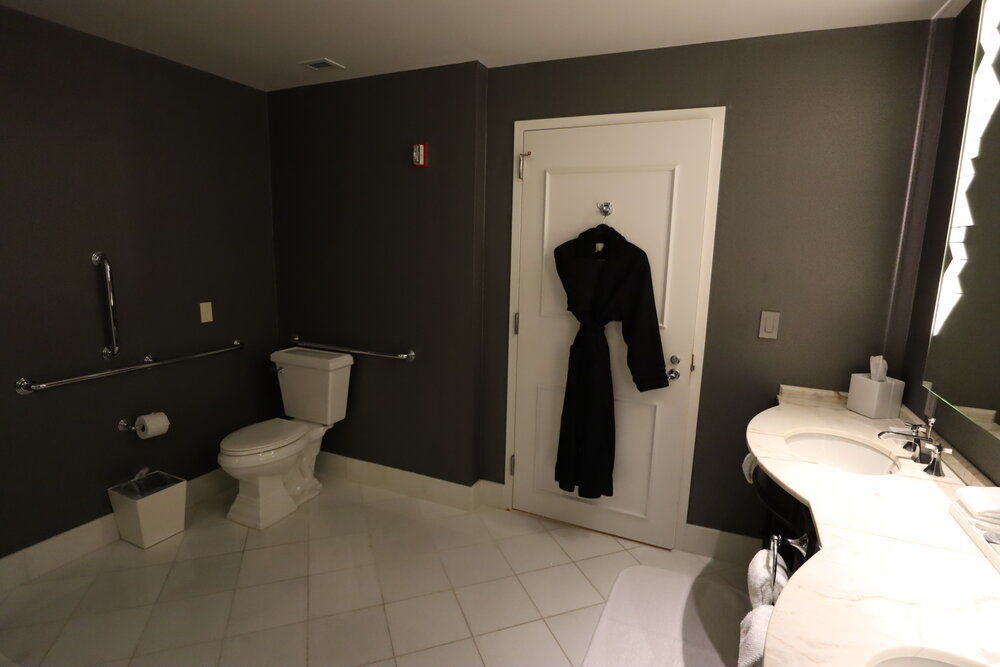 Renaissance Providence Downtown – Vice Presidential Suite master bathroom